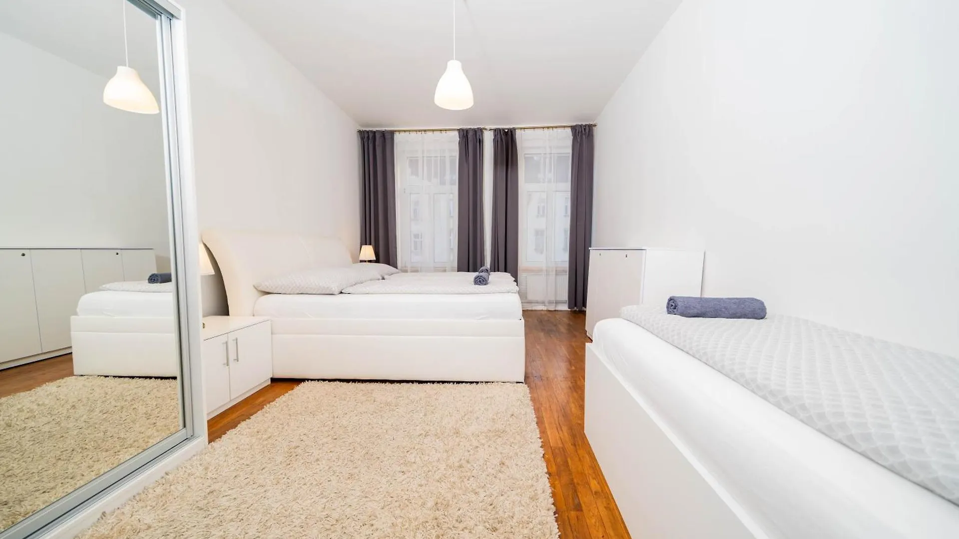 6 Bob'S Apartments - 3 Bedrooms, King Size Beds Prague 0*,
